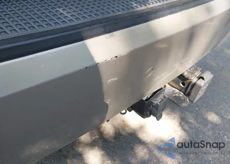 2010 Jeep Liberty Limited z USA, uszkodzony, nr VIN 1J4PN5GK5AW155639